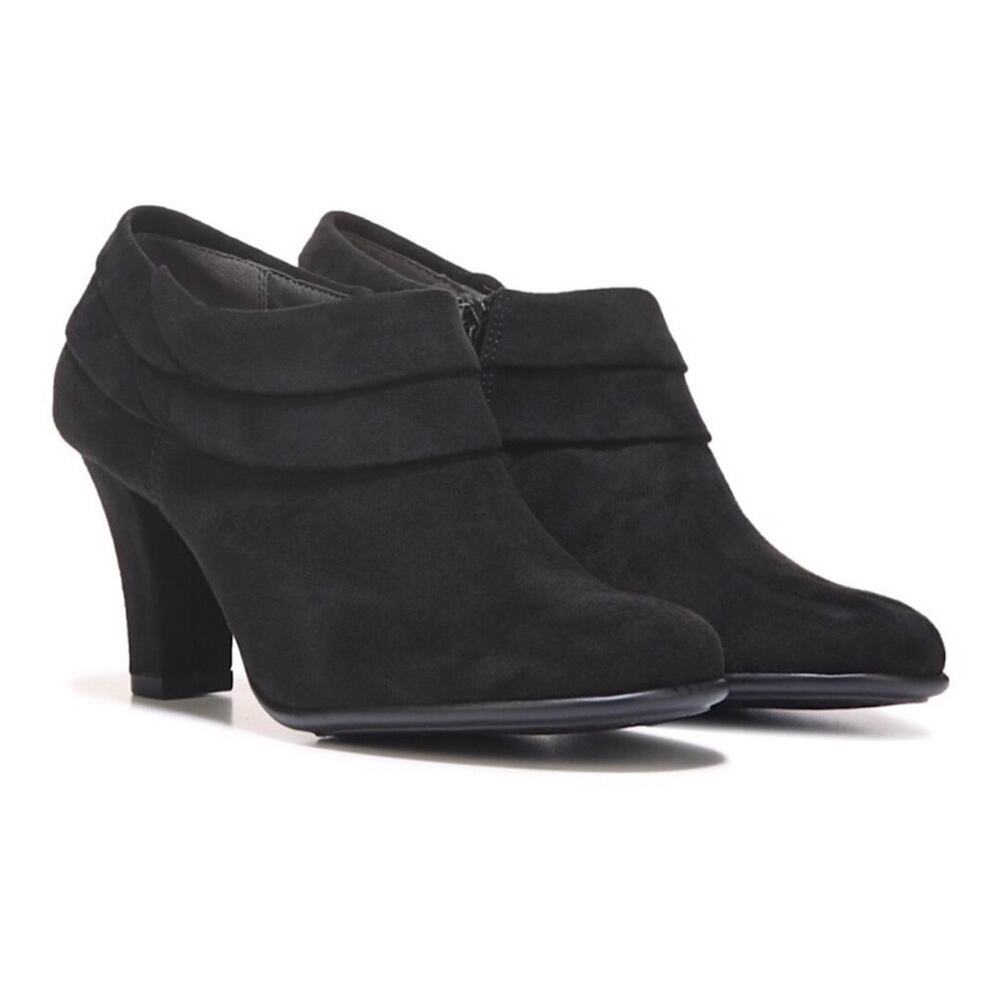 Aerosoles Black Suede Ankle Booties - Size 6.5!